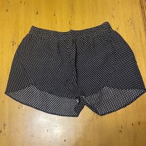 Patterned shorts